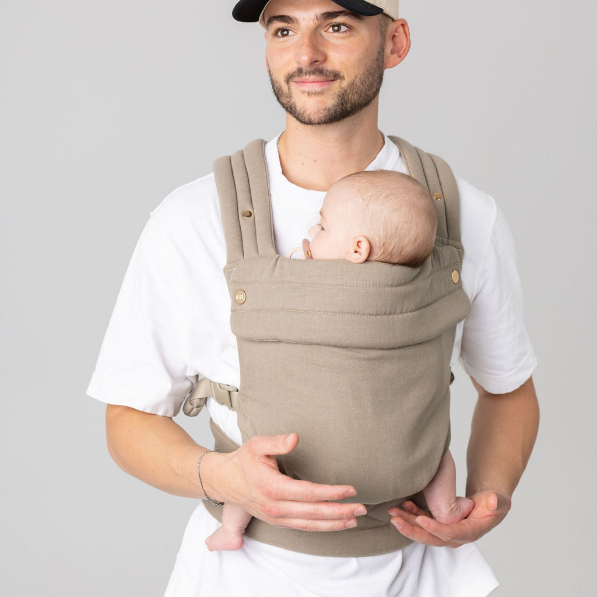 THE MOMFIE - Stone Sage