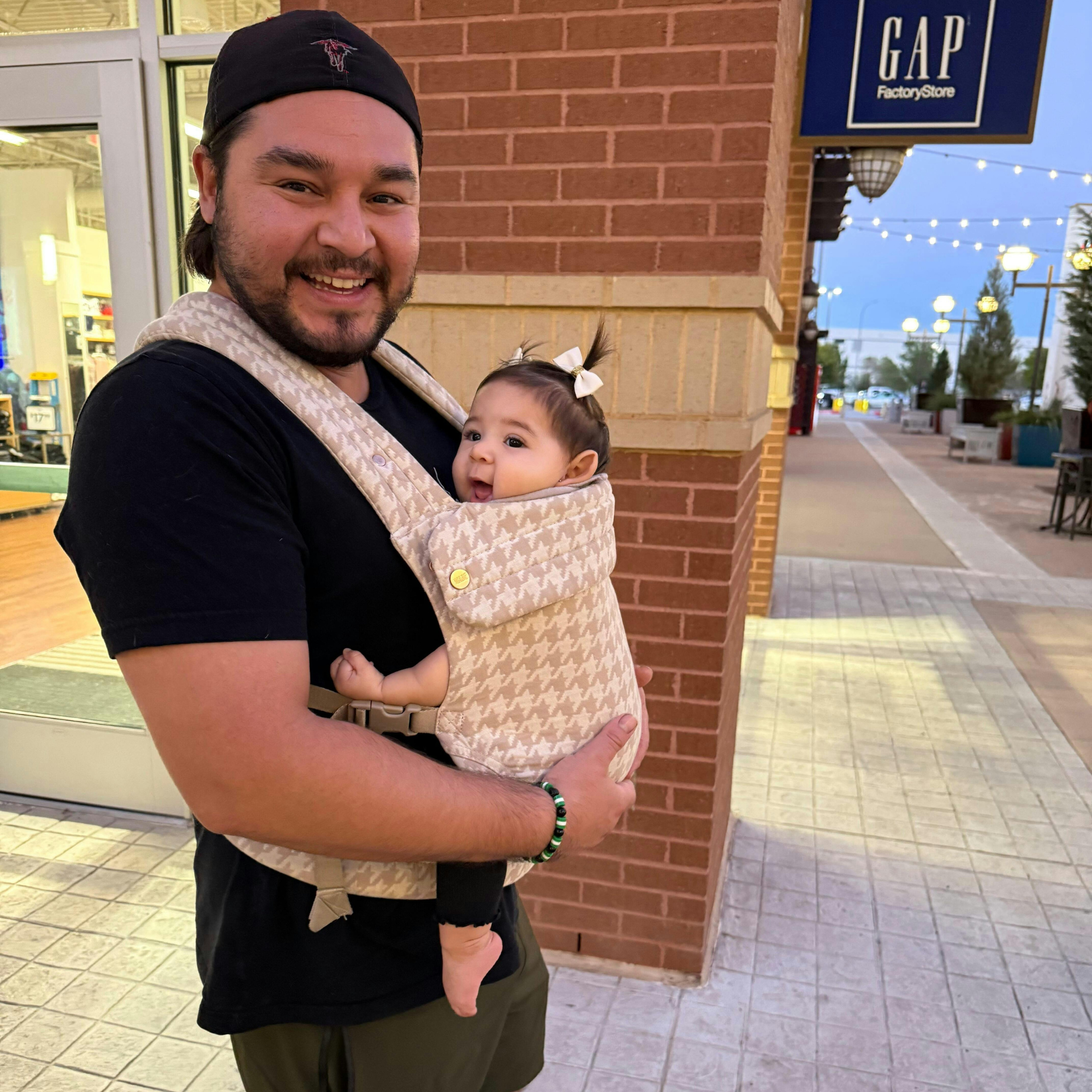 THE MOMFIE - Stone Sage